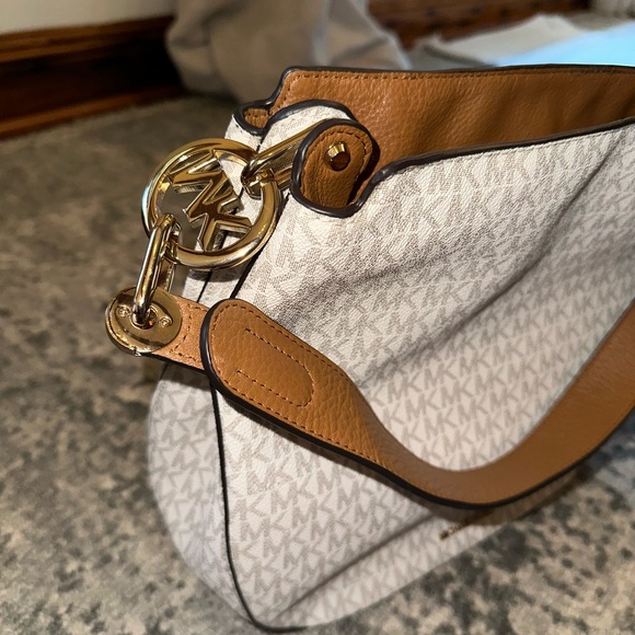 Michael Kors Fulton large hobo bag - Picture 3 of 9